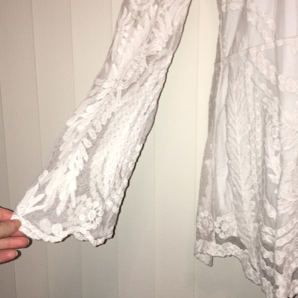 Lace Long Sleeve Dress - Picture 2 of 8